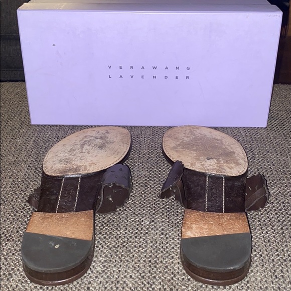 Vera Wang Lavender Sandals - Picture 5 of 7